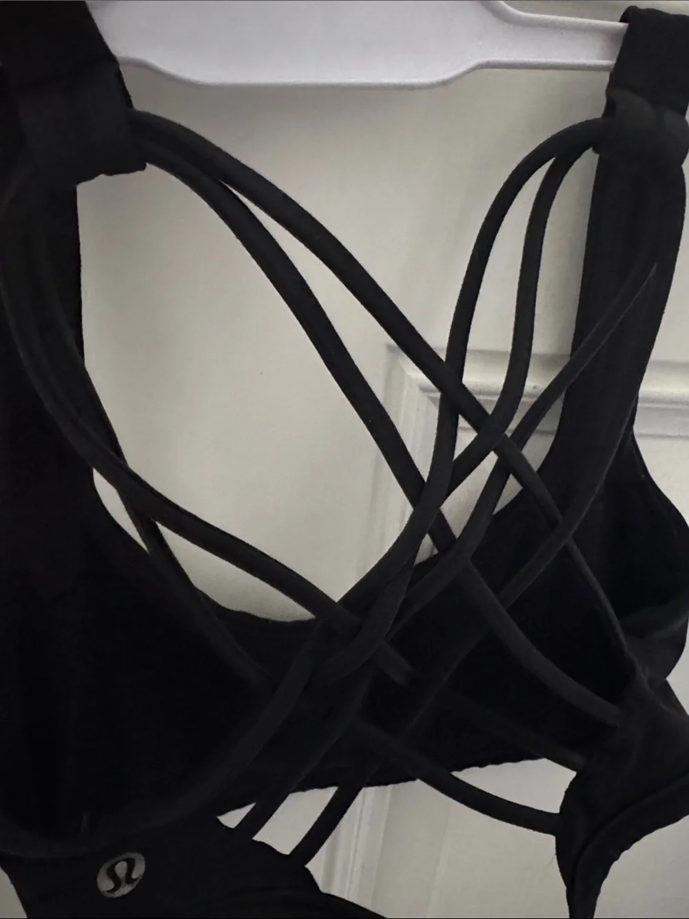 lululemon Frew to be Strappy Sports Bra - Black